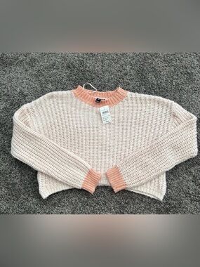 Windsor Cream Sweater Size Small 0430